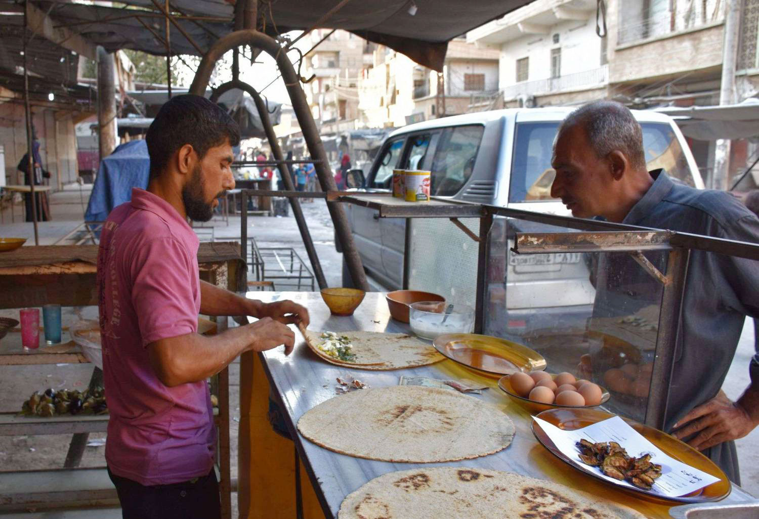 رجال يتفوّقون على النساء