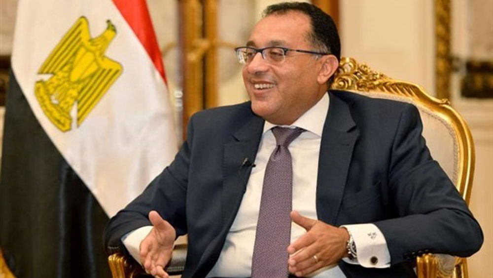 موقف مصطفى مدبولي رئيس الحكومة المصرية لا يزال يستفز نقابة الأطباء التي ترى أن تصريحاته الأخيرة في غير محلها، حتى أنها أصدرت بيانا طالبته فيه بالاعتذار، منتقدة تجاهله للأسباب الحقيقية لوفيات كورونا
