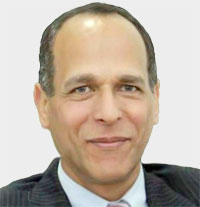 أسامة إبراهيم: كتب التجديد الديني تتواجد في دور النشر العربية لا المصرية