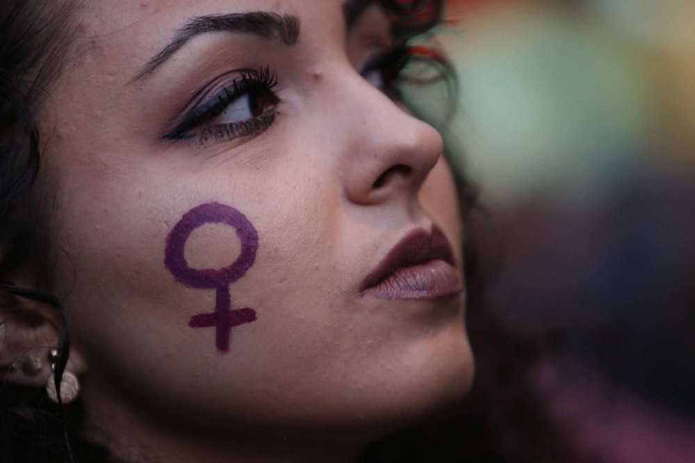 النساء سيحتجن إلى 95 عاما للحصول على نصيب الرجال ذاته في السياسة وإلى 257 عاما لتحقيق المساواة الاقتصادية