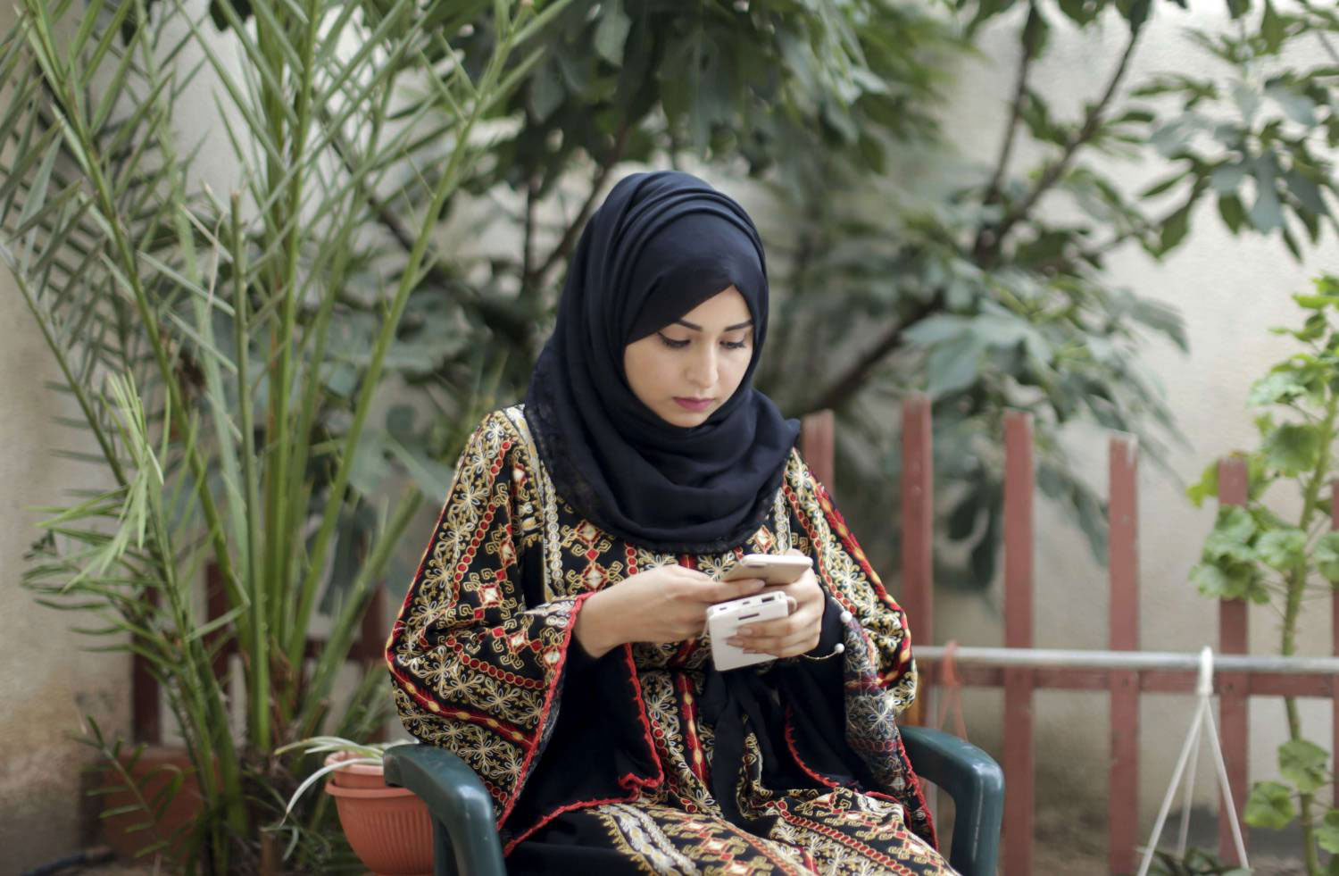 القرصنة الإلكترونية والحجب الحكومي والكوارث الطبيعية تهديدات محتملة