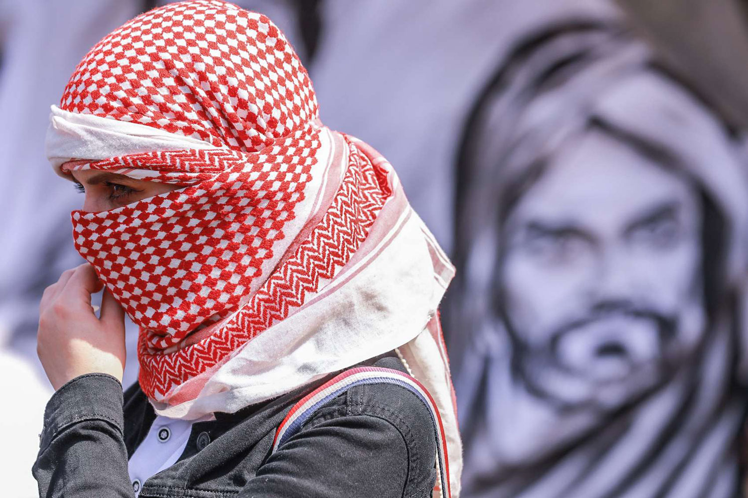 حكومة تأتمر بأمر قم مباشرة، سوف توفر للاحتجاجات وقودا سريع الاشتعال