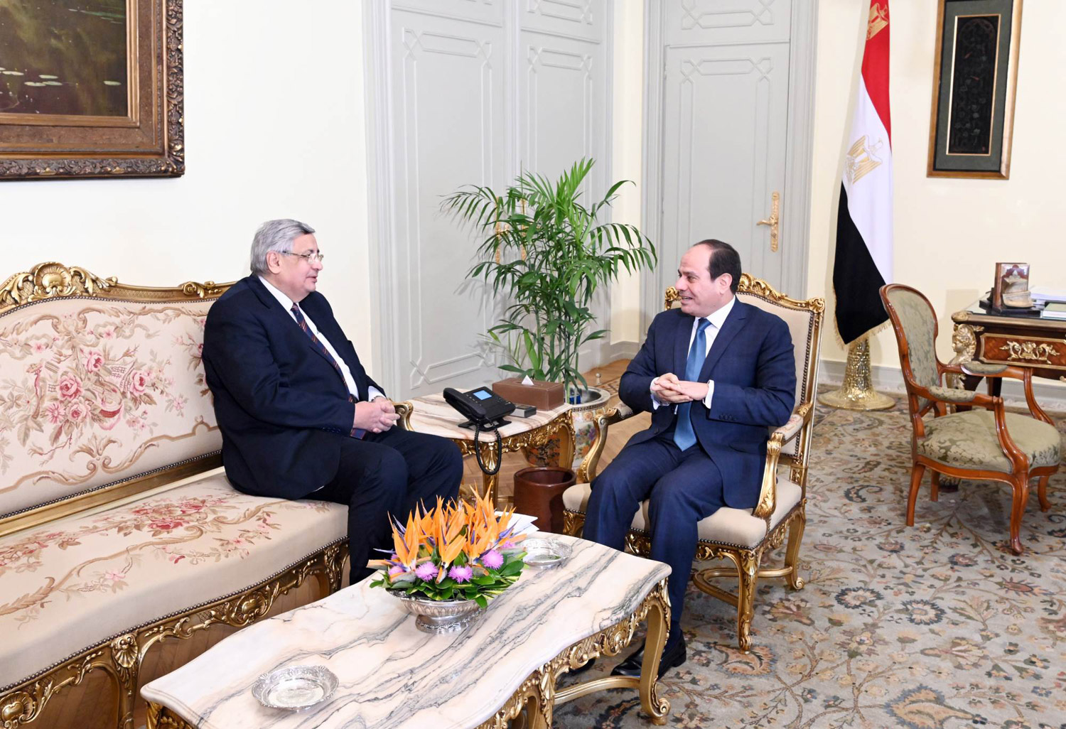 الحكومة المصرية تستعين بتاج الدين لمواجهة كورونا