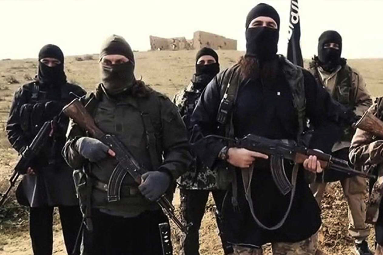 سبيلا يرى أن الإرهاب ظاهرة سيكولوجية لا دين لها، وداعش أبرز أمثلتها أمامنا. لذلك كان ممن طالبوا بالبحث عن جذور الإرهاب العقدية والدينية