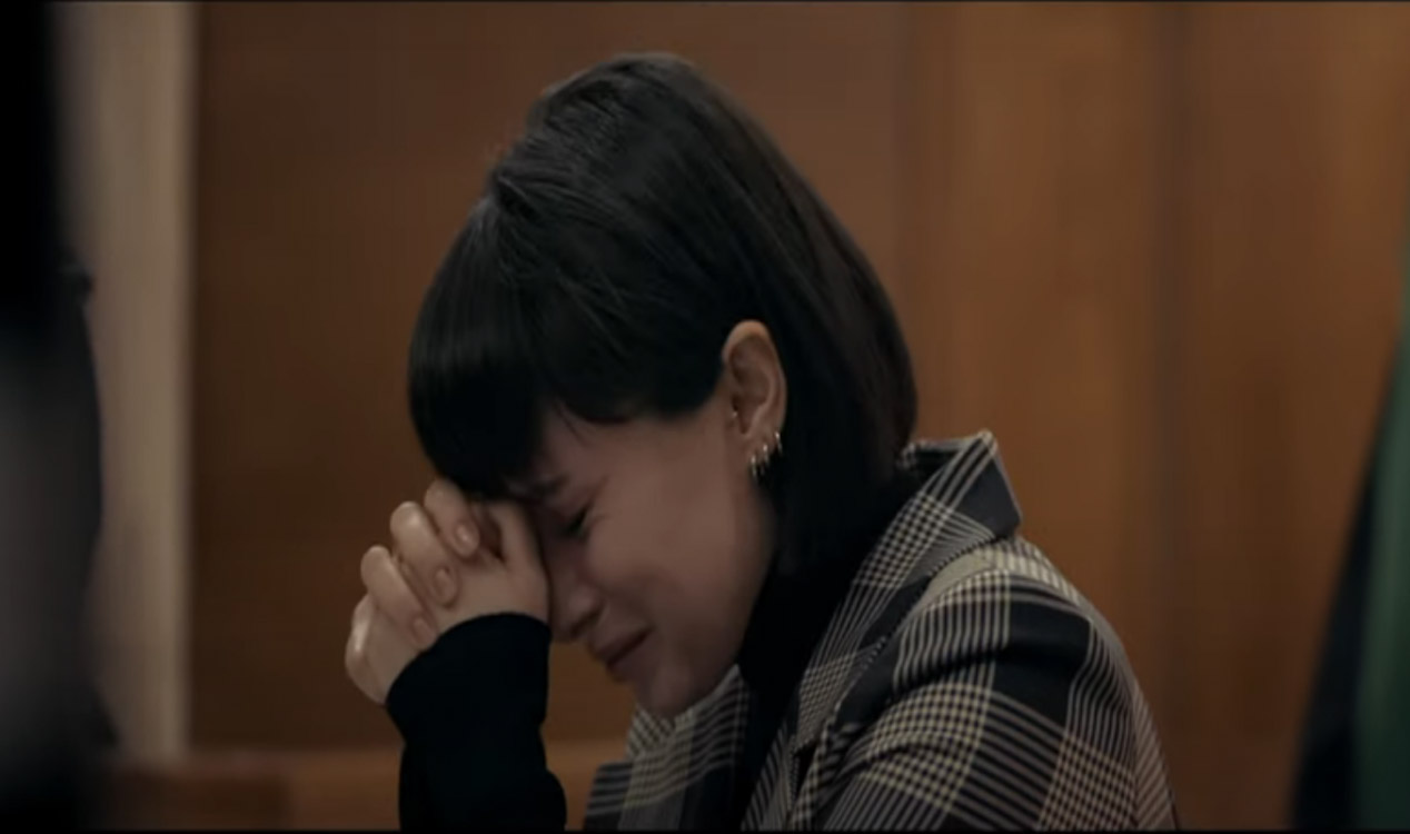 حلقات المسلسل متصلة ومنفصلة تستعرض صنوفا متعددة من الانتهاكات والعنف اللذين يمارسان على المرأة أيا كانت
