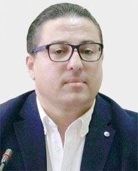 هشام عجبوني: مع كل تعديل وزاري تتعطل الدولة ويؤثر على خطط جلب اللقاح