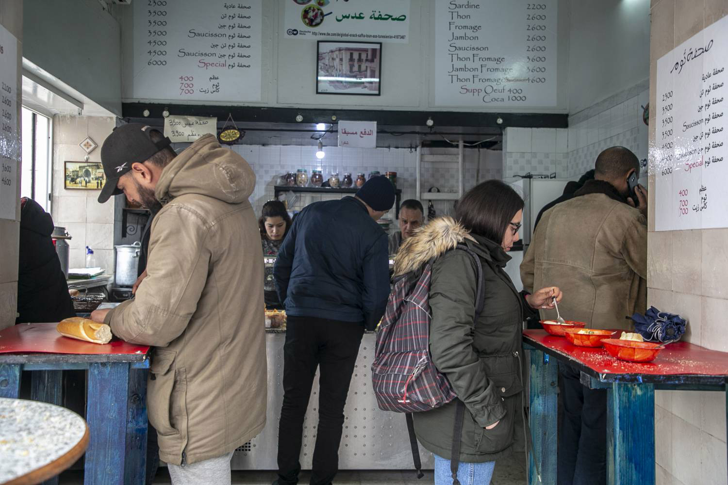 أسعار الثوم تتضاعف اليوم بشكل كبير نتيجة الإقبال الكبير على اقتنائه،