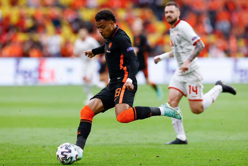 لاعب بامكانيات عالية