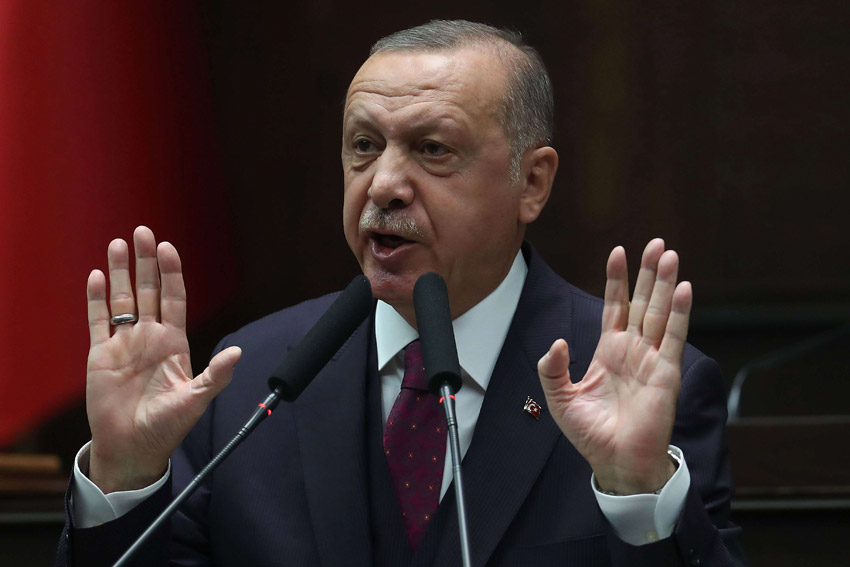 رجب طيب أردوغان يعمق من خلال نهجه الابتزازي عزلة بلده بخلق عداءات مجانية تجاه دول أوروبية حليفة