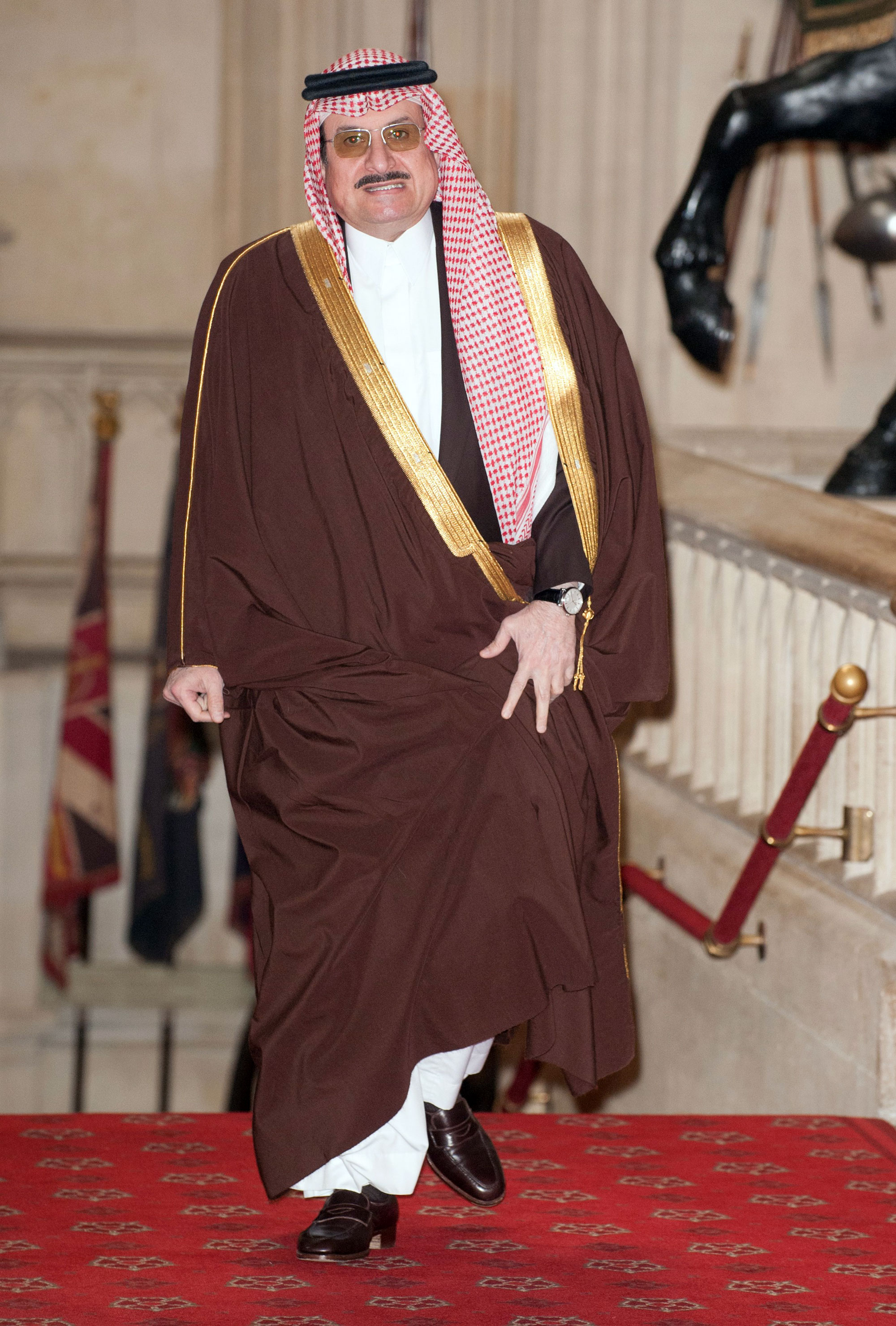 تجنيب السلك الدبلوماسي السعودي حرب علاقات عامة