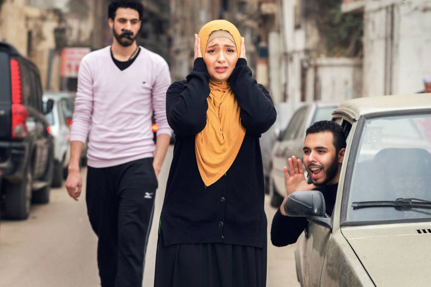 "السبب ليس في ملابسي وشكلي، السبب ليس في وجودي في المجتمع، صمتك يمكن أن يكون السبب"، وفق مروة راغب صاحبة الفوتوسيشن