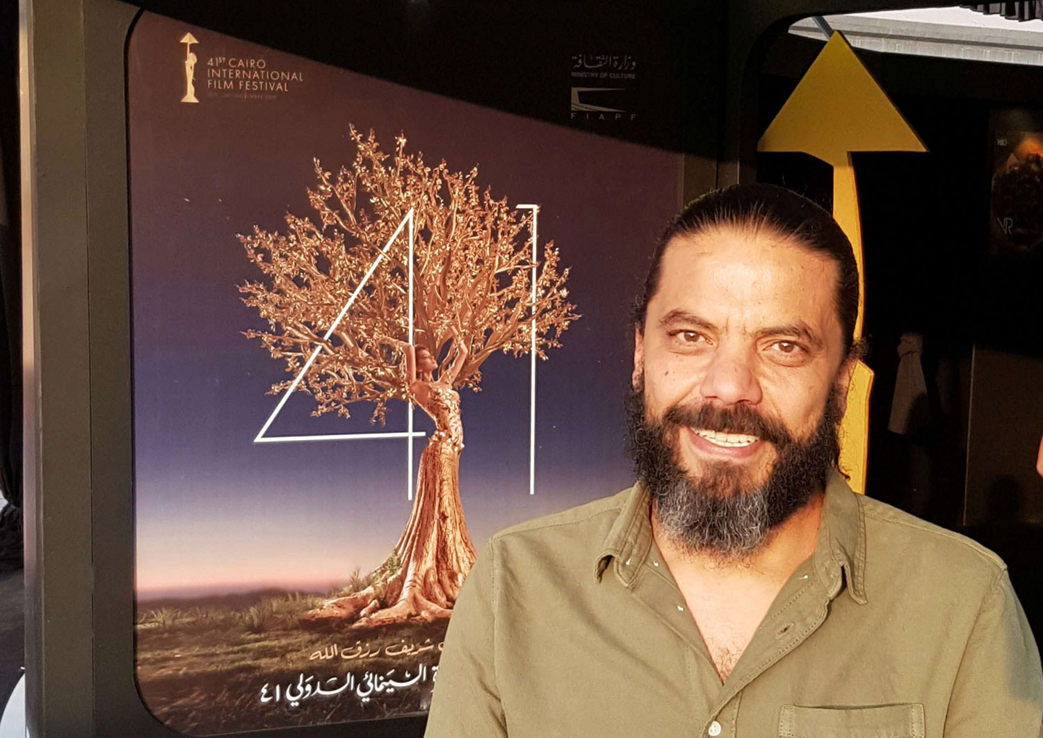 المخرج ماجد فراج يقدم في فيلم "إحياء الفن"  إحدى أشهر رقصات فرقة رضا الاستعراضية للفنون الشعبية
