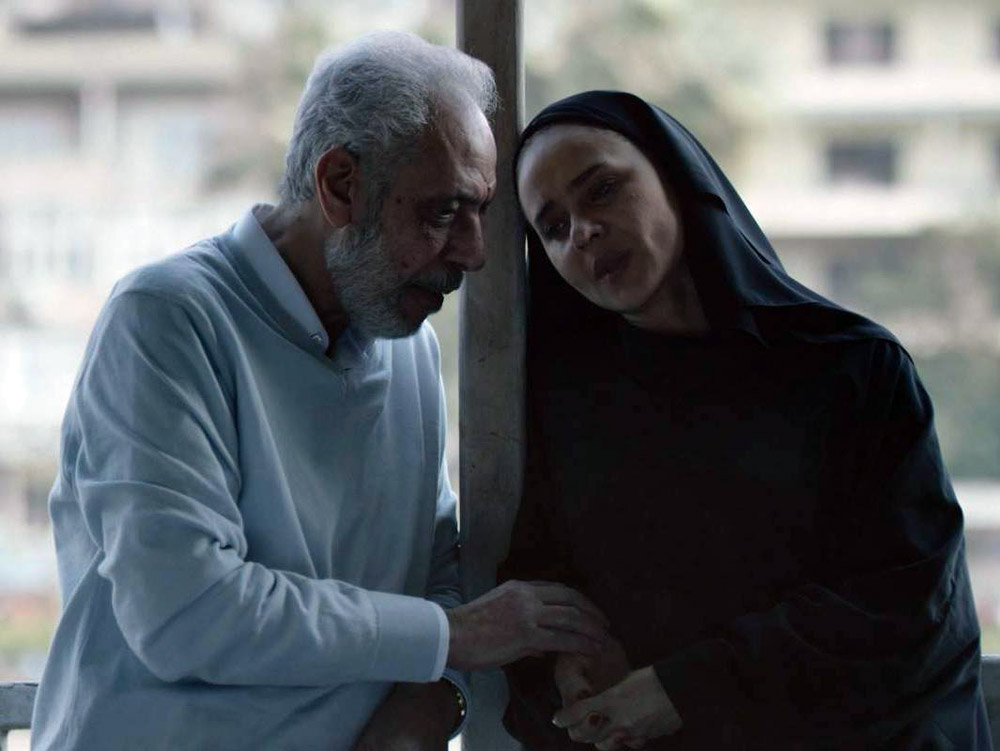 غالبية أعمال الحلفاوي، في هذه المرحلة، مع الفئات الشابة. يتعامل مع النجوم الشباب بمنطق الفنان الكبير الذي يتحتم عليه أخلاقيا وإنسانيا مساندة الصاعدين الجدد، بعيداً عن عقد البطولة المطلقة