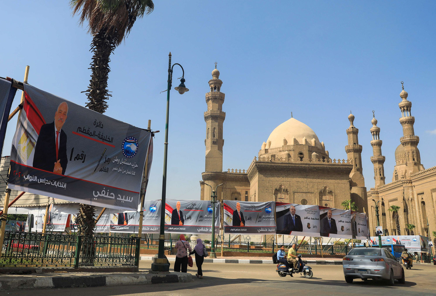 حملات دعائية مكثفة