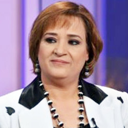 هاله منصور: توافر البيئة المحفزة على العمل بالإضافة إلى قدرات المهاجر الشخصية هي التي تحدد مدى نجاحه