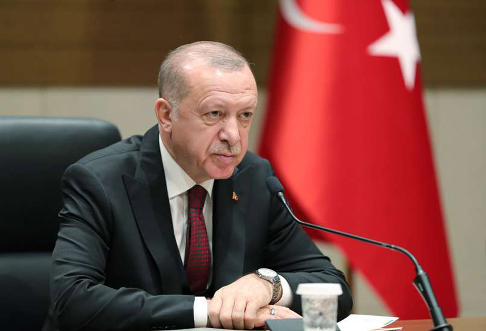 أردوغان يهرب إلى الأمام ويحاول الضرب عشوائيا داخل ملفات دولية ساخنة