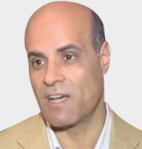 أنور الهواري: الصحافة صنعة لإنتاج الأخبار ويستحيل أن يقوم بها إلا صحافيون