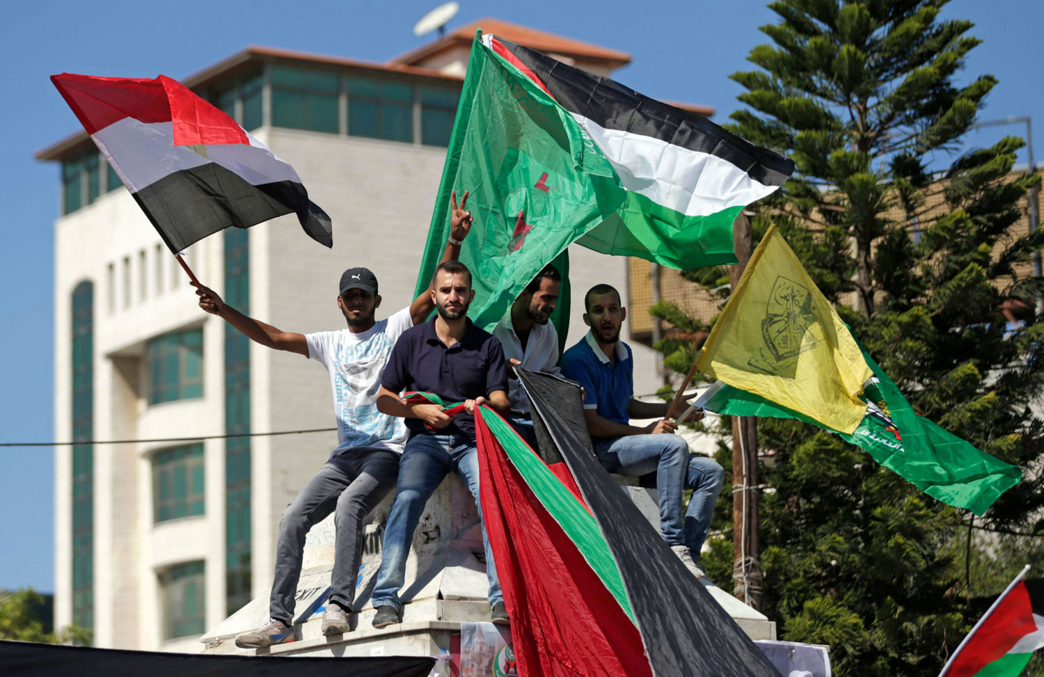 الواقع الفلسطيني معقد