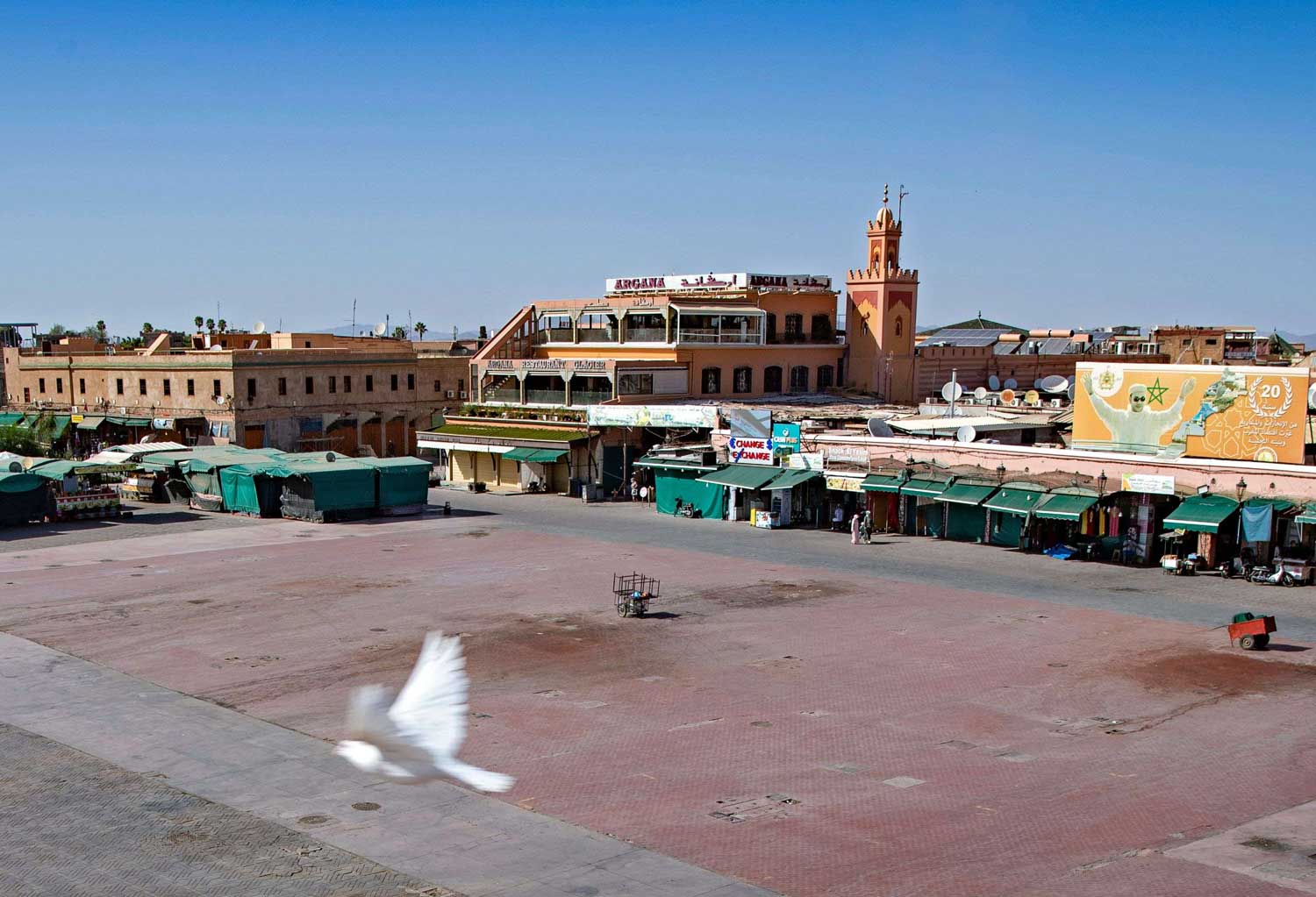 أزمة خانقة يشهدها القطاع السياحي المغربي
