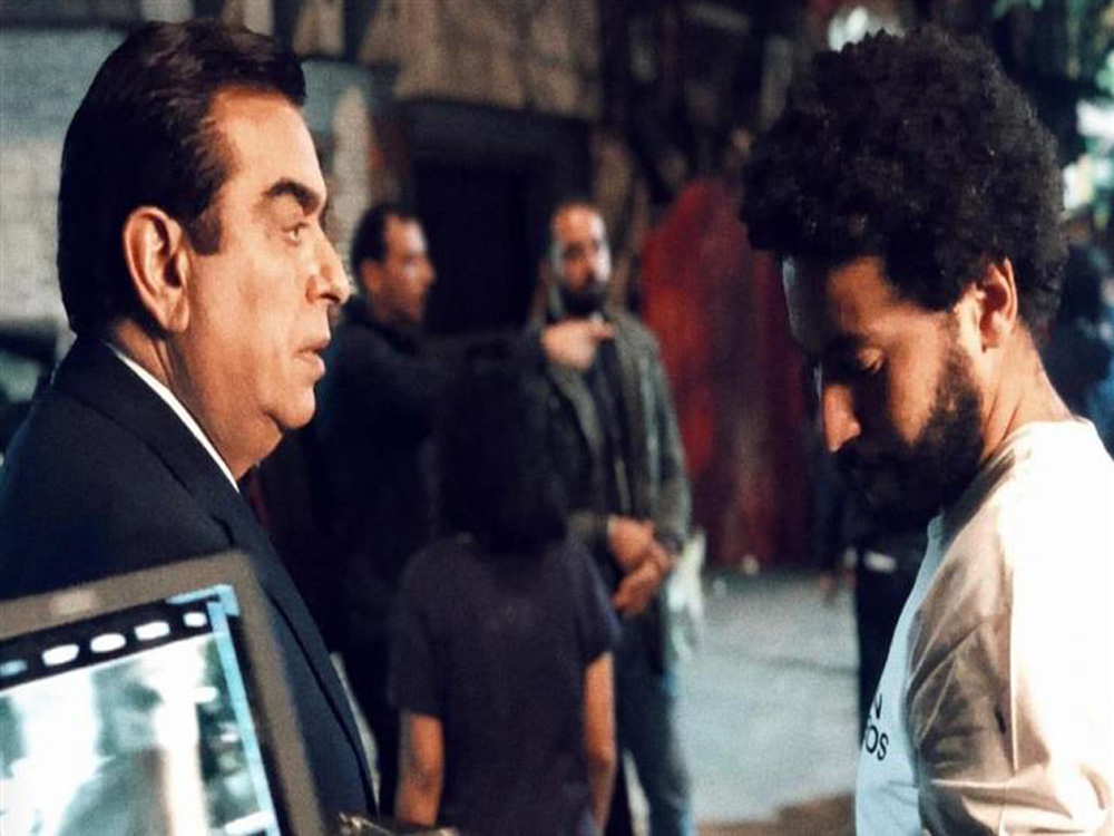 رفضه لمبدأ الثورات بهدف الحفاظ على الدول العربية من الضياع قد يشفع لقرداحي أمام منتقديه. لكن ما لا يغفره له جمهوره، أنه ما زال يتمسك بدعم حزب الله اللبناني، واختياره حسن نصرالله أمين عام الحزب قبل عامين شخصية العام في لبنان