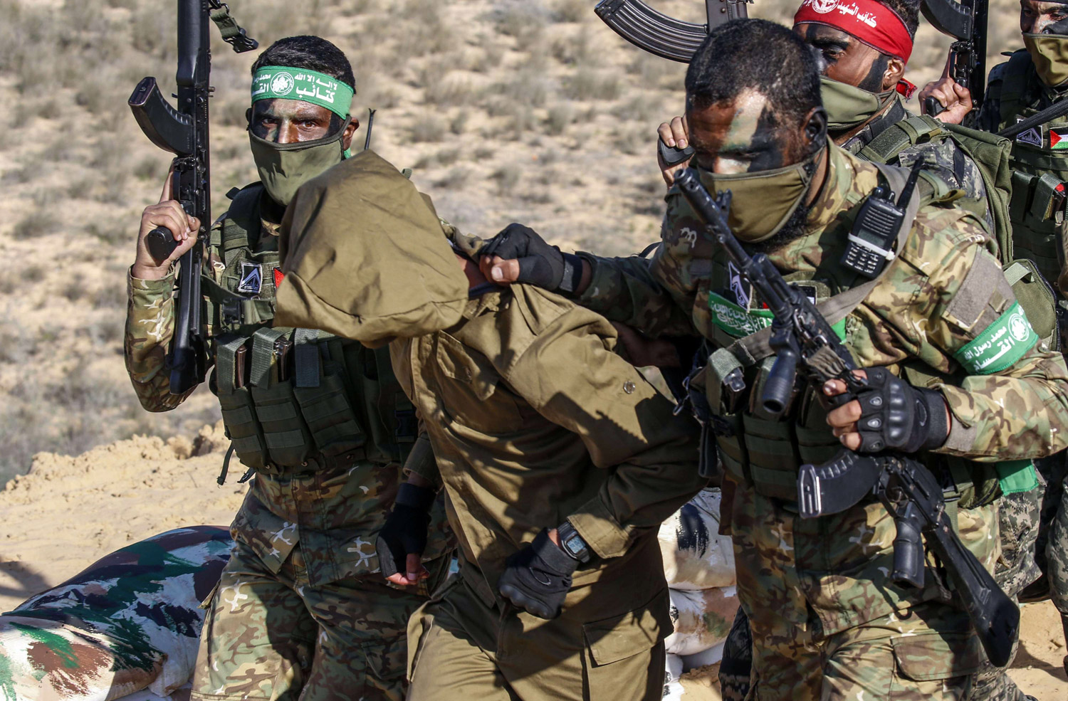 "الركن الشديد".. على أرض فلسطينية خدمة لإيران
