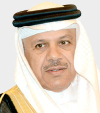 عبداللطيف الزياني: قمة الرياض تبحث التكامل في المجالات السياسية والاقتصادية والدفاعية