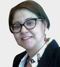 إيمان عمري الرويسي: المستقبل غامض مع شخصيات مواقفها مازالت مجهولة 