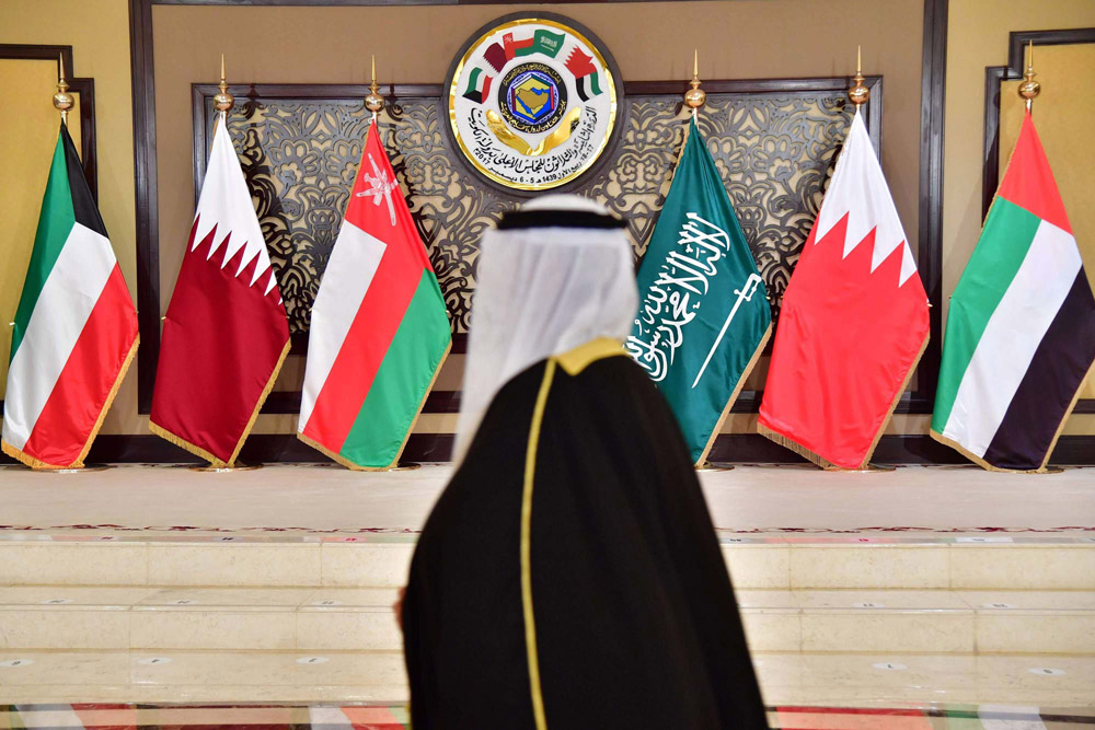 أولى مسؤوليات الحجرف ستكون القمة الخليجية المقبلة في البحرين، على وقع ترحيب القادة الخليجيين بافتتاح المركز الدولي لحماية الملاحة البحرية فيها، تدشيناً لمرحلة جديدة
