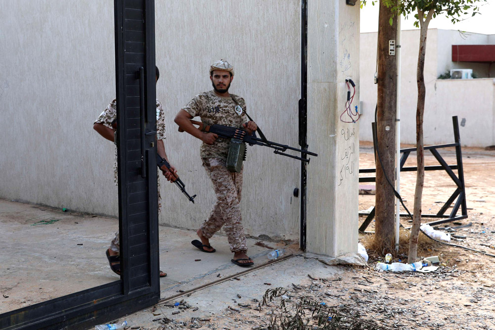 ما يجري في ليبيا يؤكد  على قيمة القوة الجوية، وعلى أهمية عدم خوض معركة دونها