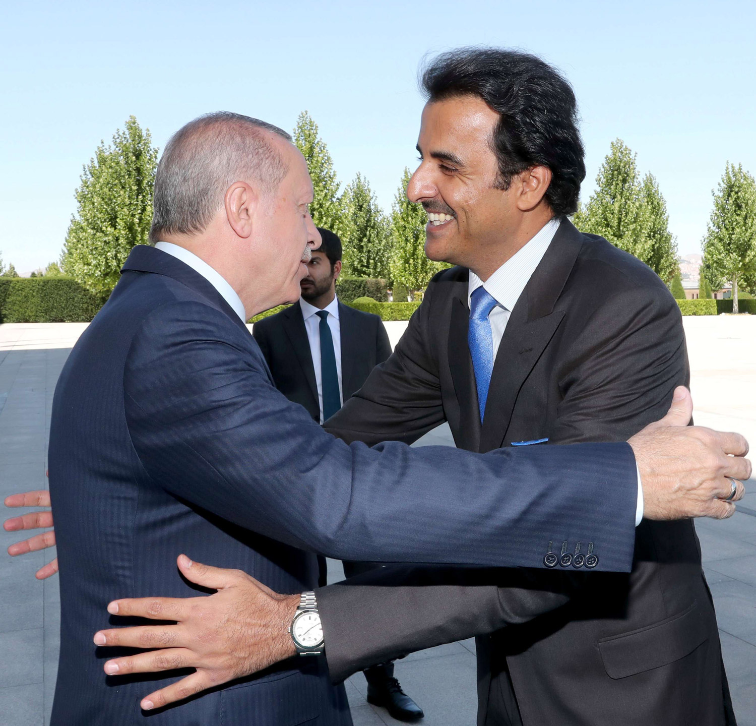 هل يكون الاعلام سببا في القطيعة؟