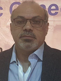 حسن المتوكل: تذمر طرف آخر من حجم صدر المرأة يفقدها ثقتها في نفسها