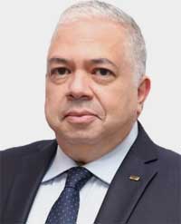 حسين الغزاوي: الاستثمار في هذا المعدن ملاذ آمن من تقلبات الاقتصاد والسياسة