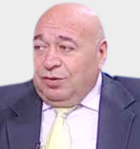 موسى مطارنة: استقلال الأبناء ماديا يوجد حتما شعورا بالطمأنينة لدى الآباء