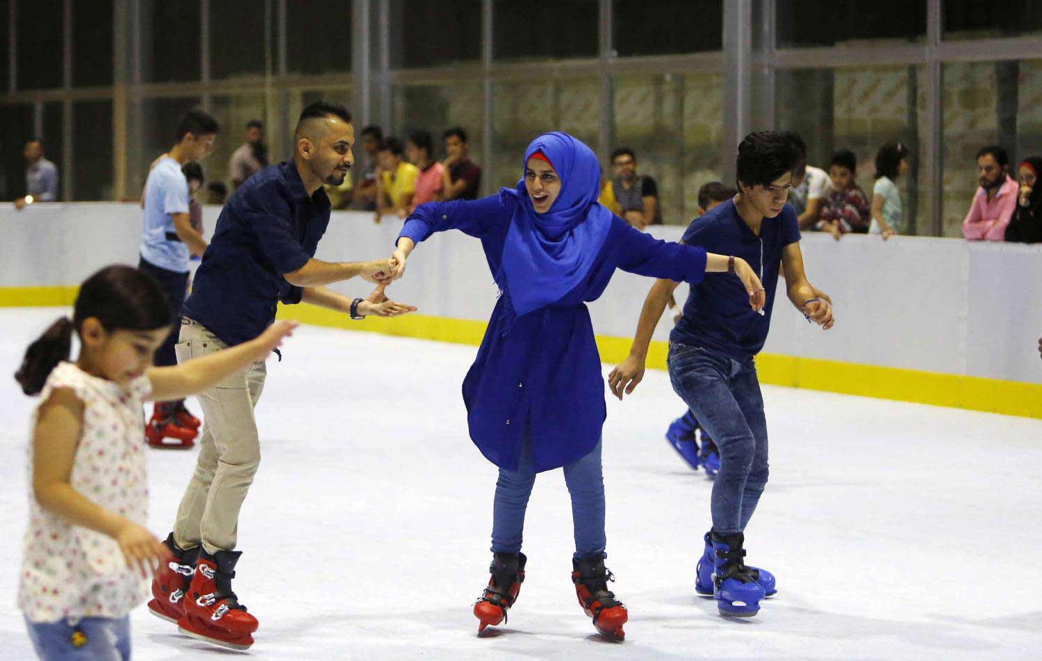 التزحلق بحرية