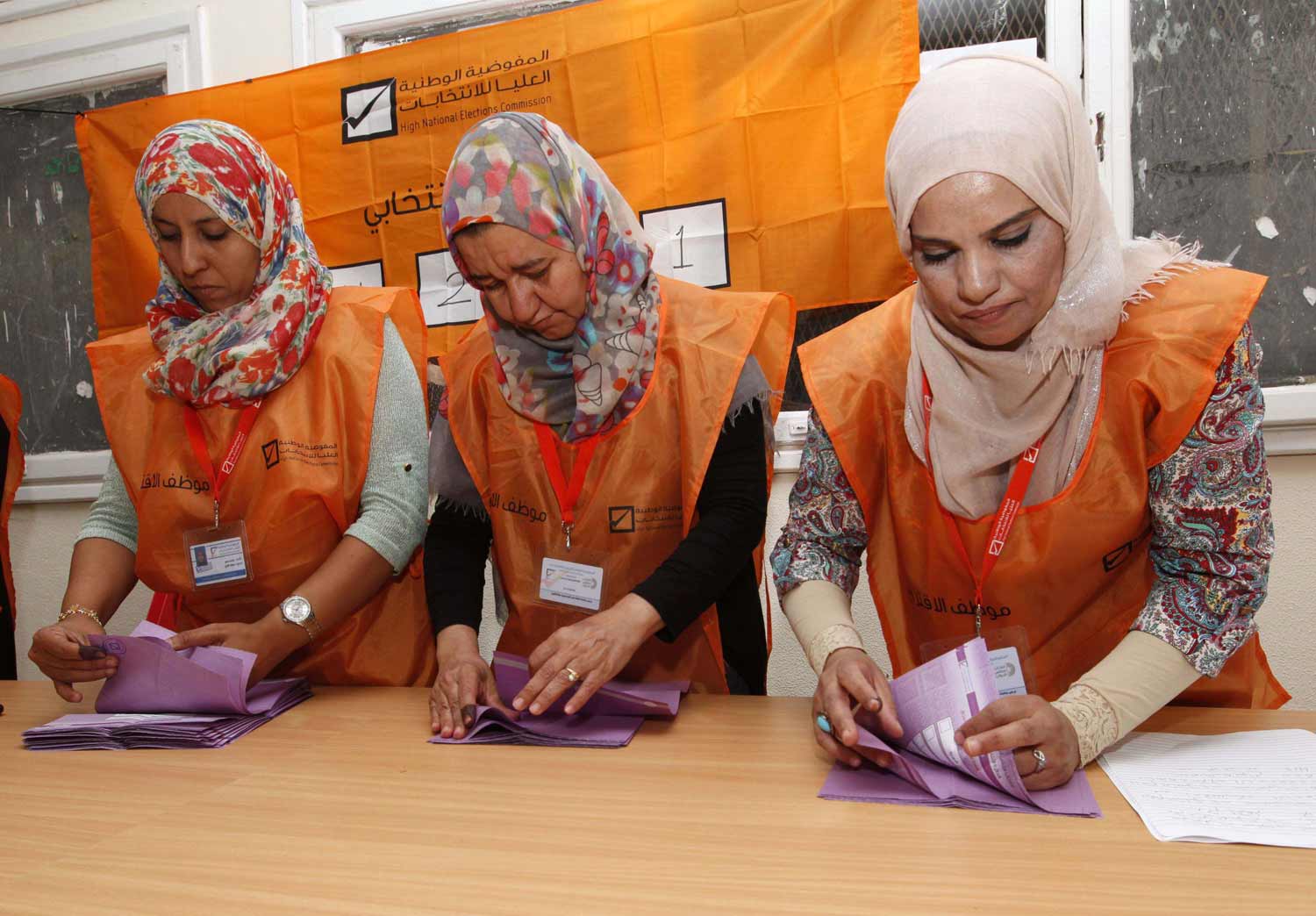 الإقرار بدستور لليبيا من شأنه أن يفتح الباب أمام إجراء انتخابات تنهي سنوات من الفوضى