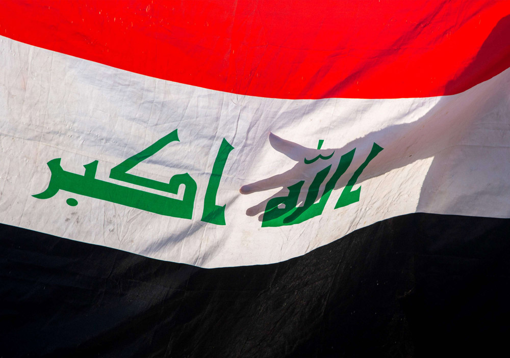 على الكاظمي قطع يد وكلاء إيران الذين يهددون مصير العراق