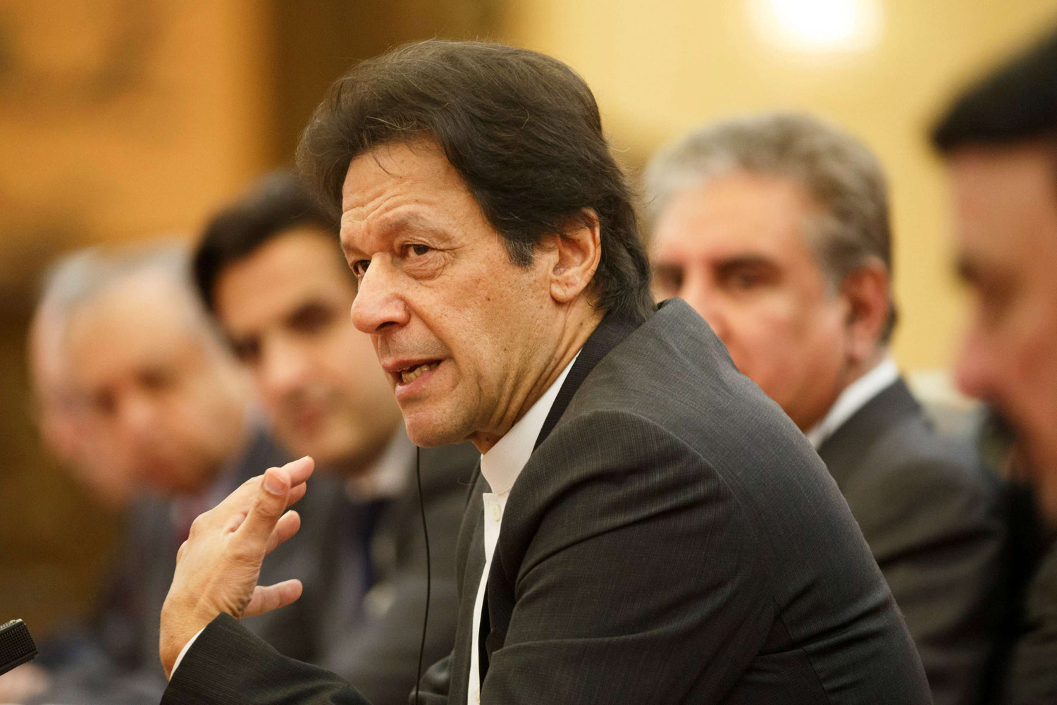عمران خان: رغبتنا في فض التصعيد يجب ألا تفسر على أنها ضعف