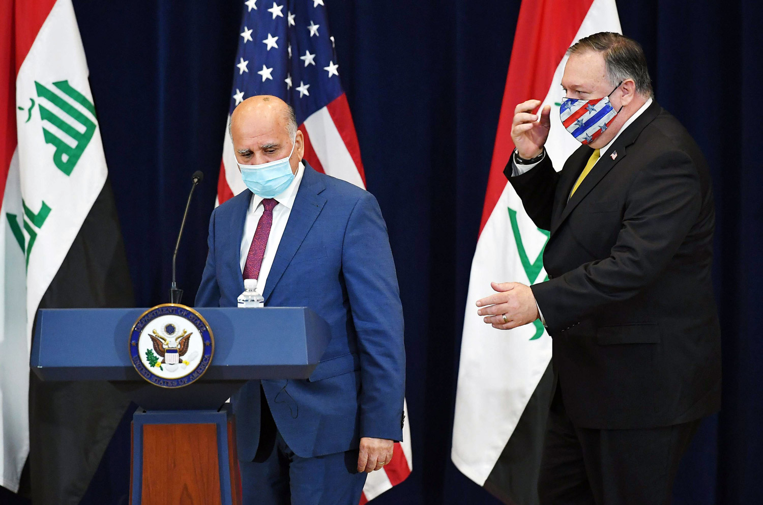 الوفد العراقي في واشنطن سيطلب مساعدة أميركية في الملف الاقتصادي واحتواء موجة جديدة من كورونا وبحث ملف الوجود العسكري الأميركي.