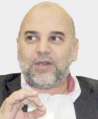 مهاجري زيان: المراكز الإسلامية ينبغي أن تغتنم الفرصة لتصحيح صورة الإسلام