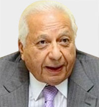أحمد عكاشة: لا يمكن أن يظهر المريض النفسي وكأنه مادة للسخرية