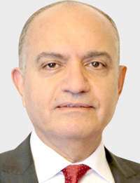 أمجد العضايلة: العزل الشامل يشل الأنشطة ويوقف الأعمال