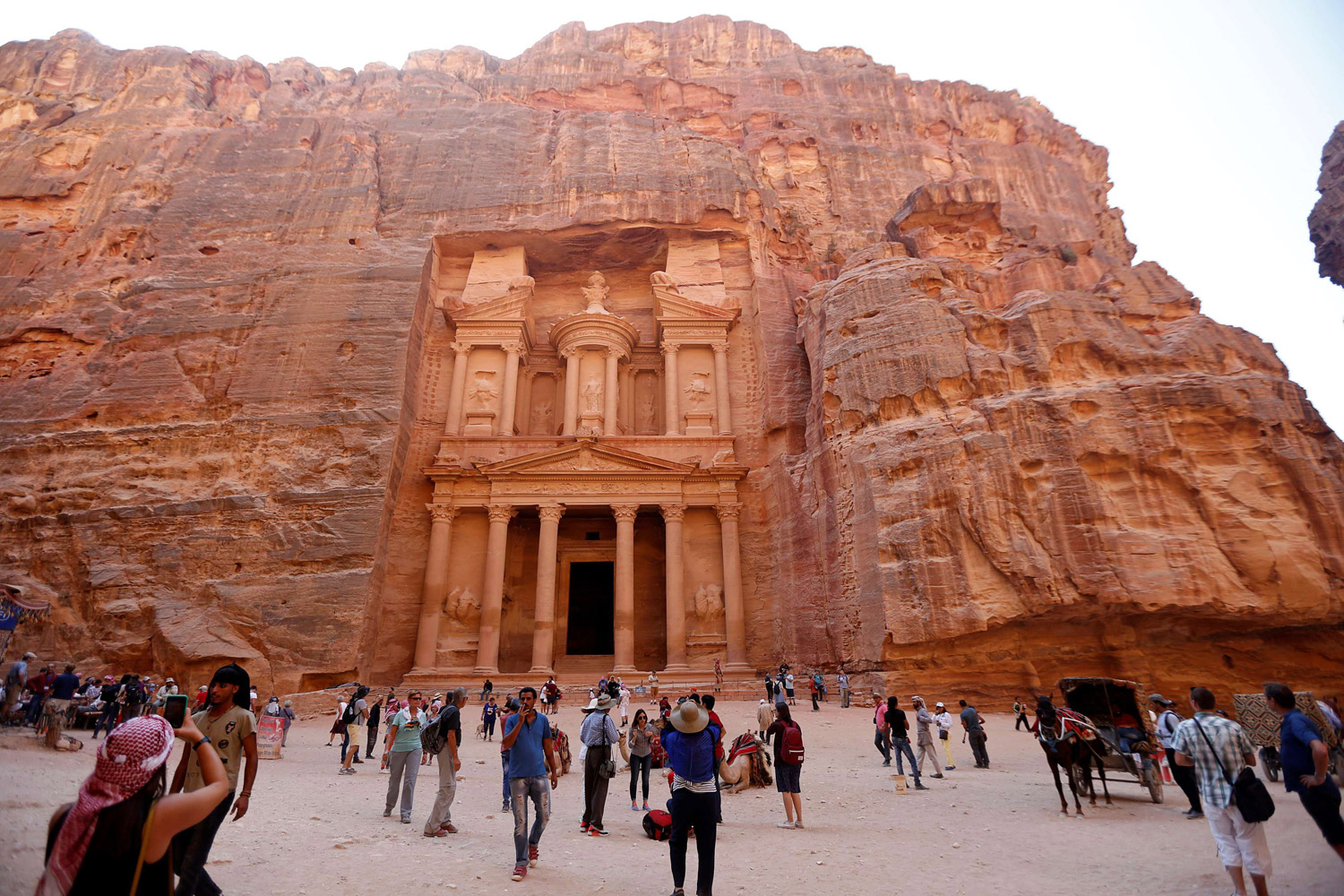 تلجأ عمّان بين الفينة والأخرى إلى توسيع تحركاتها للتسويق للمواقع السياحية بهدف استقطاب سياح من جنسيات متعددة