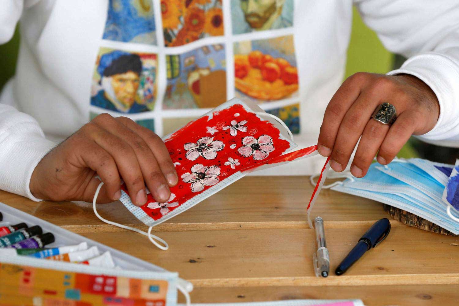 أعمال فنية توعوية