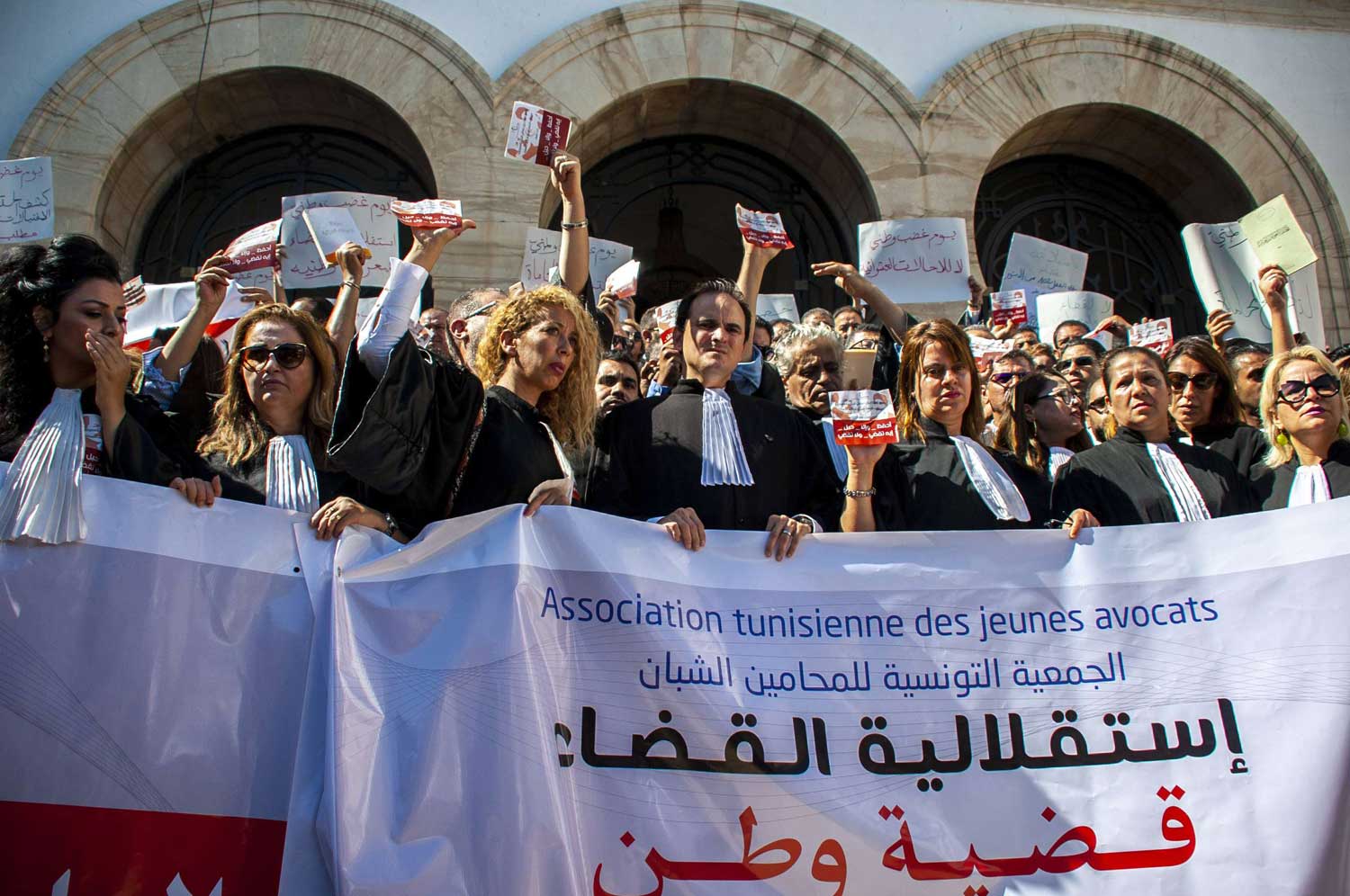 السلطة القضائية تعاني أزمة استقلالية