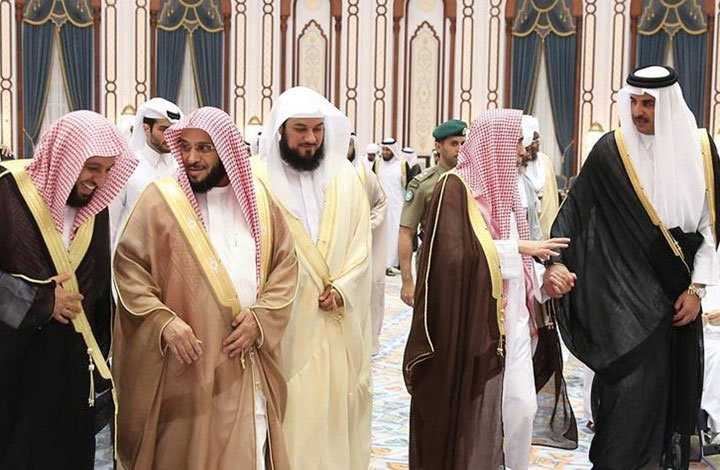 قطر تعتبر الحاضنة الرئيسية اليوم لبقايا الصحوة، فقد استقبلتهم بصدر رحب، وصرفت لهم الأموال ومكنتهم من العقود المليونية لشراء أهوائهم وحشد ملكاتهم الخطابية والتجييشية في معركة التغيير.