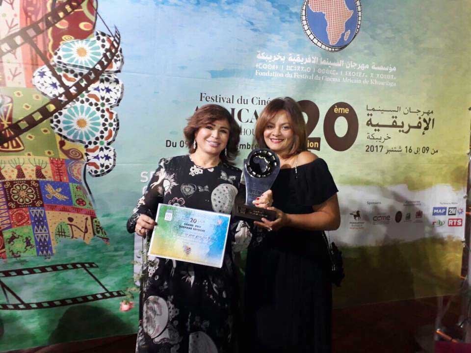 أبوذكري تسير على درب جيل الرواد من المخرجين في الاهتمام بالتفاصيل، وتقديم رؤى جريئة ومغايرة حتى لو كانت صادمة، ممتلكة نظرة مختلفة تستطيع بواسطتها إعادة اكتشاف مؤهلات الممثلين