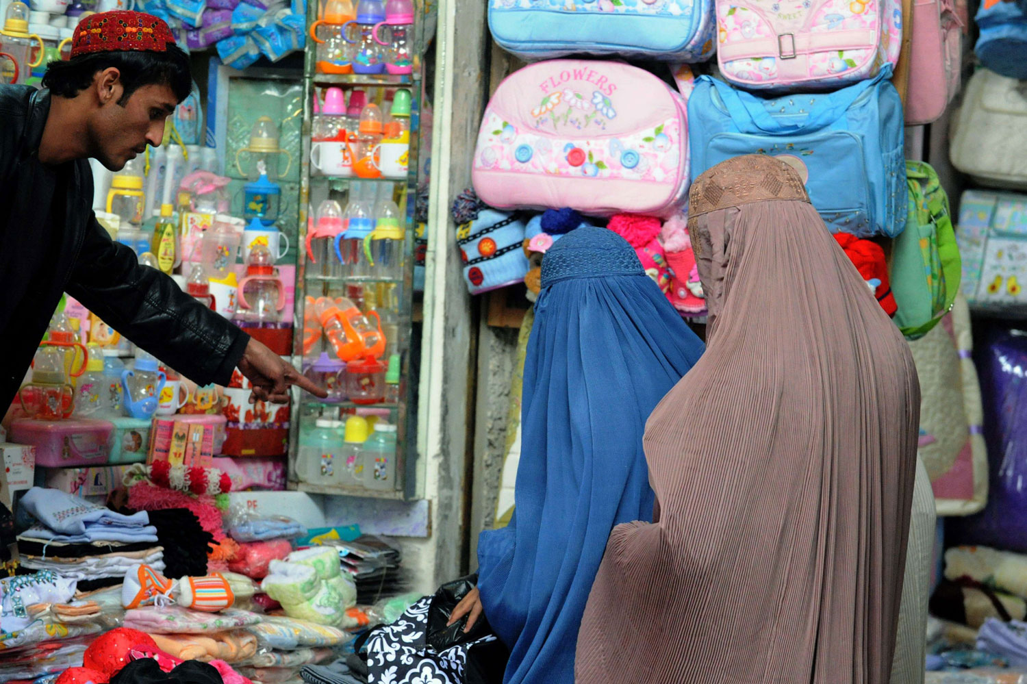 النساء في قندهار يخشين من خسارة بعض الحريات التي اكتسبنها بصعوبة