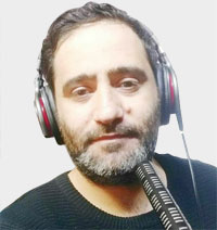 محمد العرسان: العمل في الإذاعات المحلية في اليمن كمن يسير في حقل ألغام نظرا لصعوبة الاستمرار في بيئة غير صديقة للعمل الإعلامي