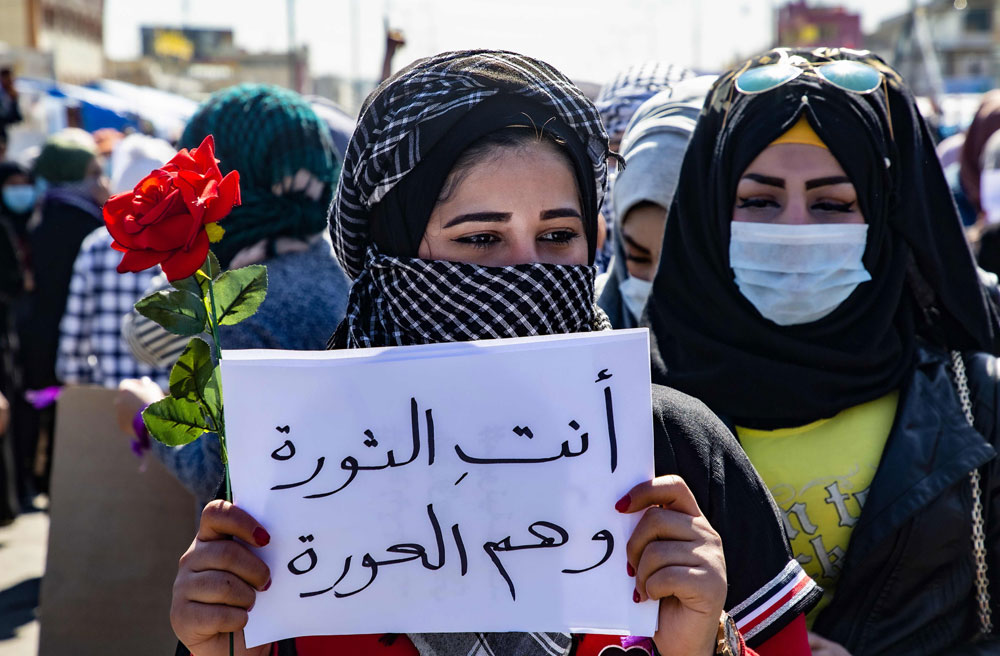 لم تتردد الفتيات العراقيات في رفع أصواتهن ضد قوى الظلام في المجتمع