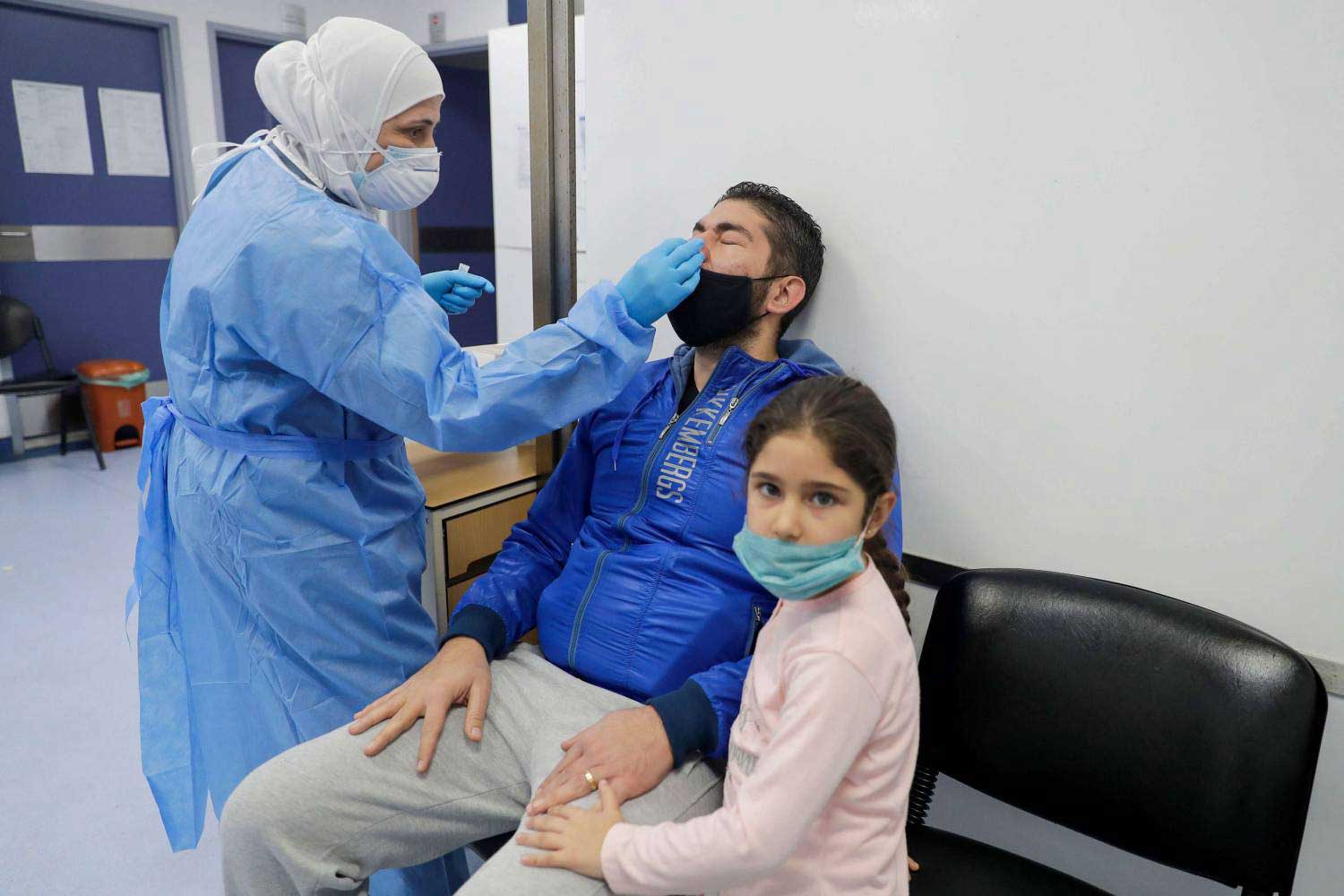 لبنان في قلب الأزمات المتلاحقة